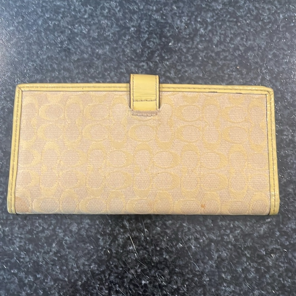 COACH Signature Slim Wallet - Picture 2 of 7
